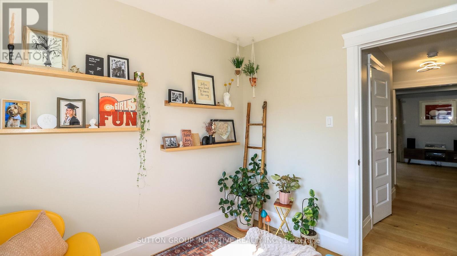 40 Varden Avenue Property Photo 15