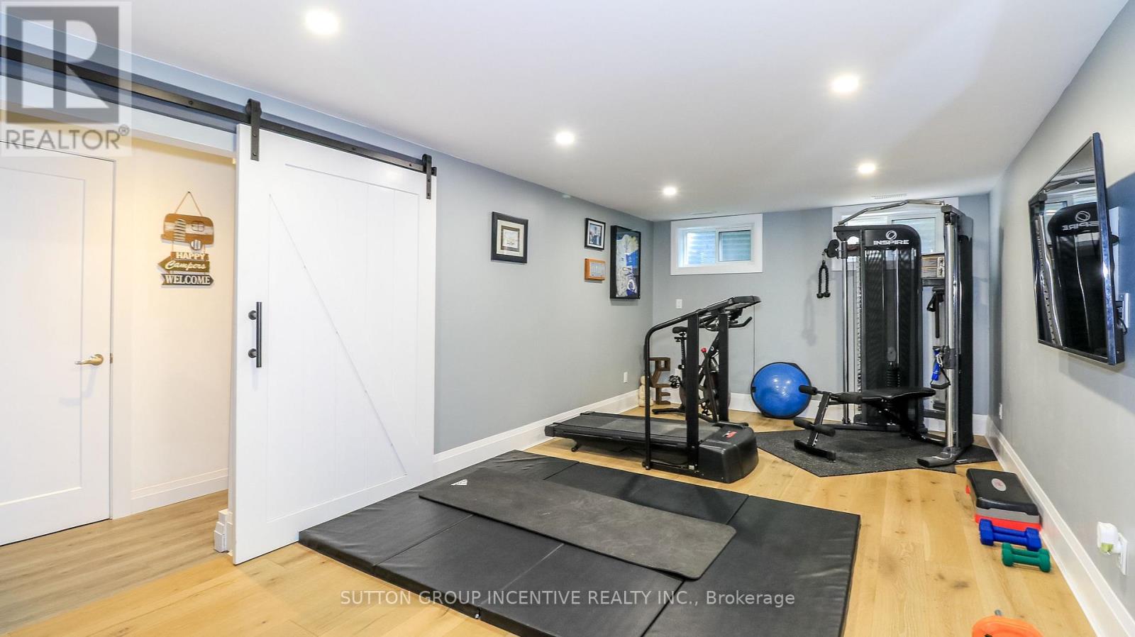 40 Varden Avenue Property Photo 16