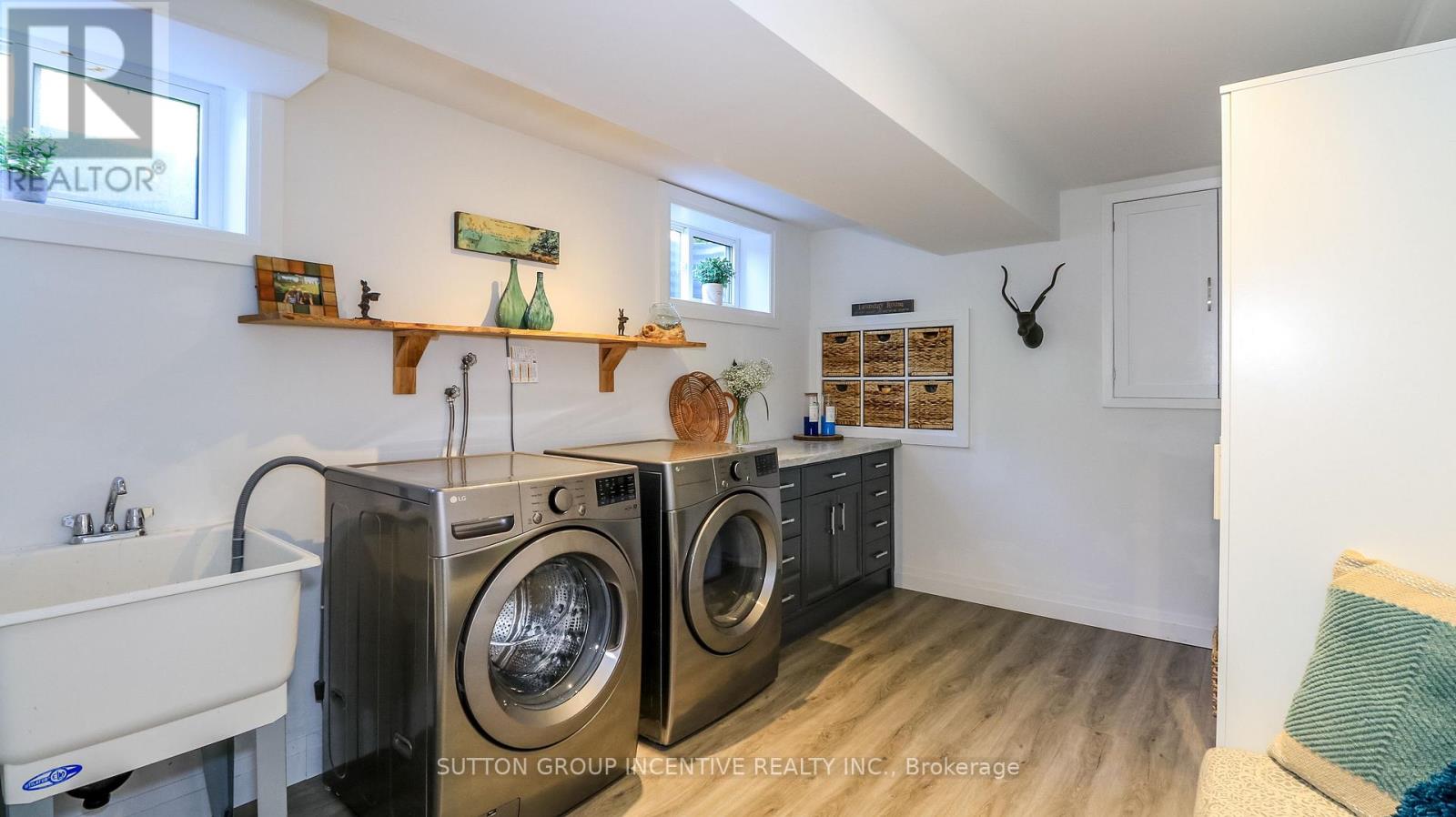 40 Varden Avenue Property Photo 18