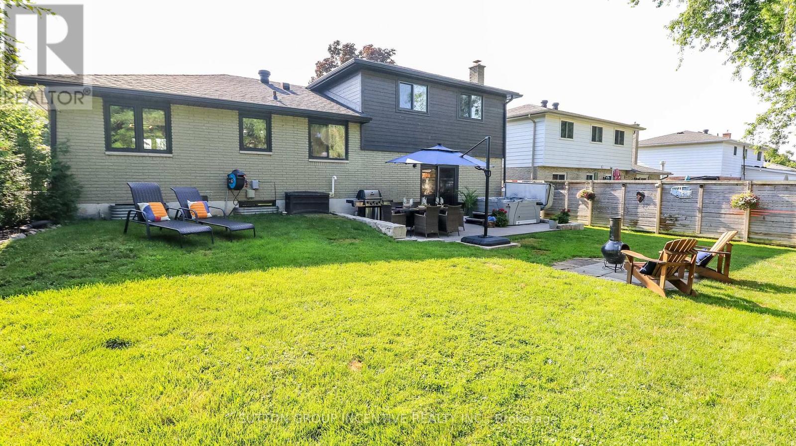 40 Varden Avenue Property Photo 35
