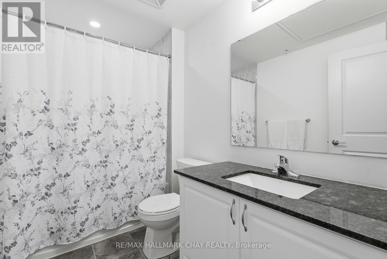 409 - 302 Essa Road Property Photo 18