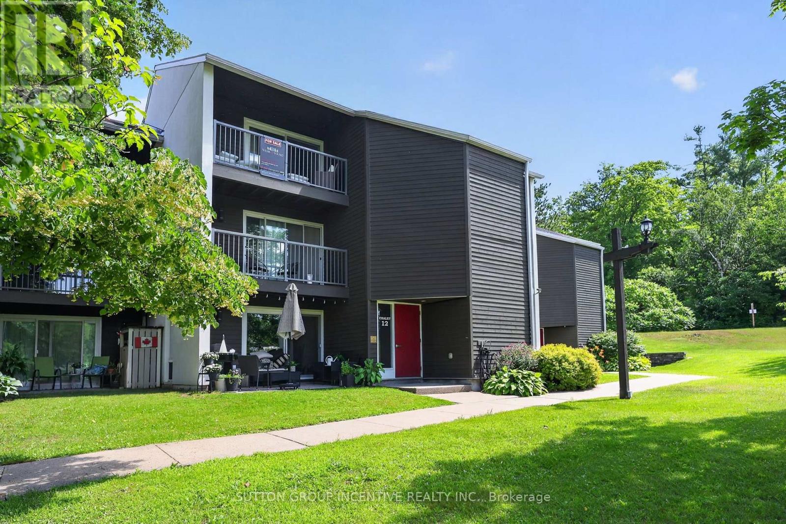 224 - 1102 Horseshoe Valley Road W Property Photo 2