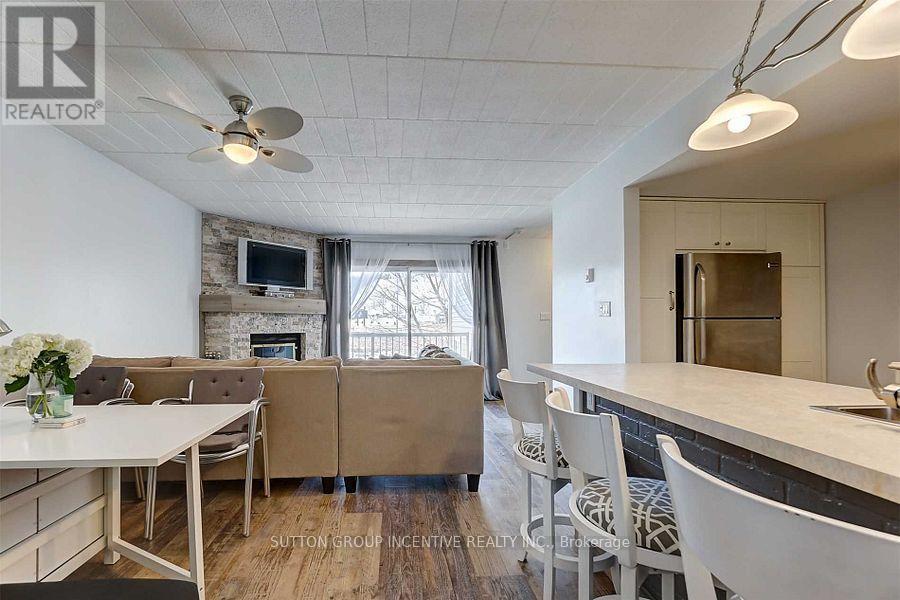 224 - 1102 Horseshoe Valley Road W Property Photo 8