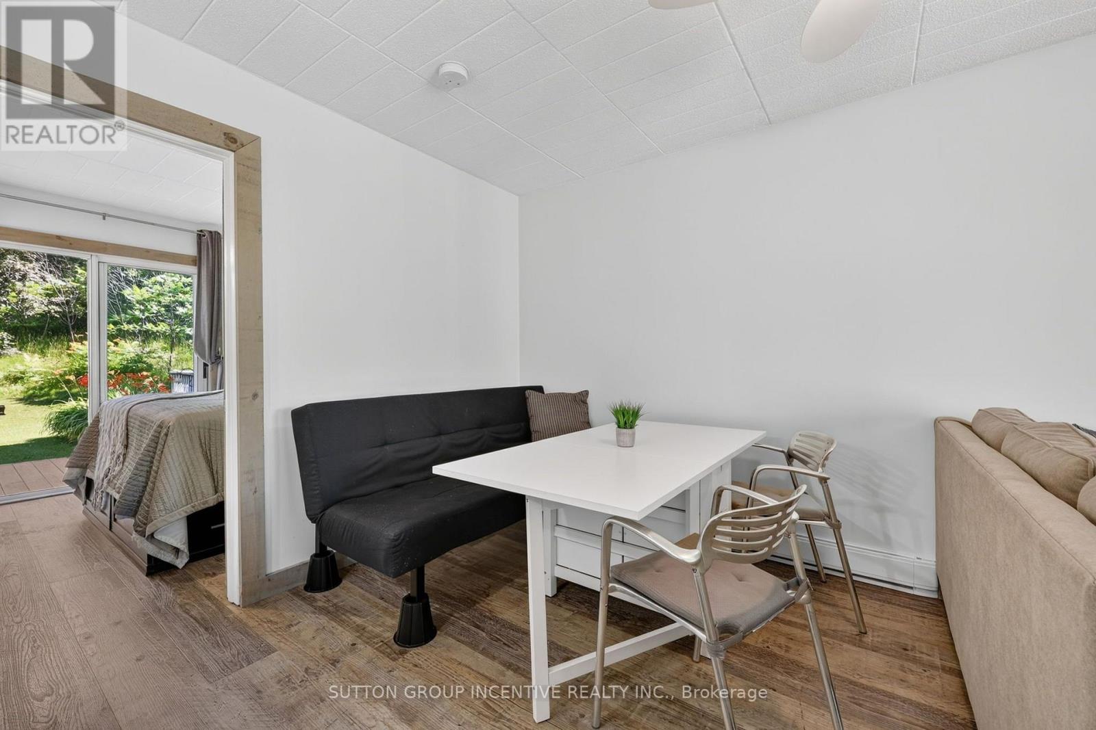 224 - 1102 Horseshoe Valley Road W Property Photo 14