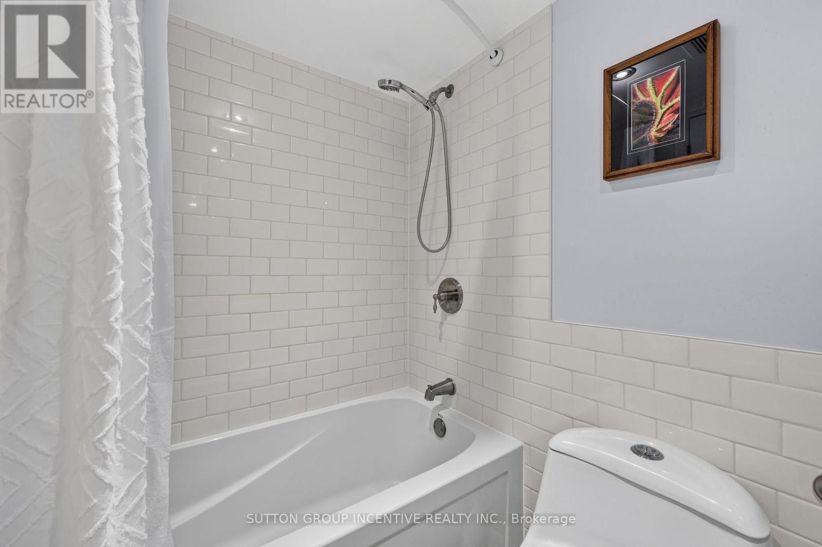 224 - 1102 Horseshoe Valley Road W Property Photo 42