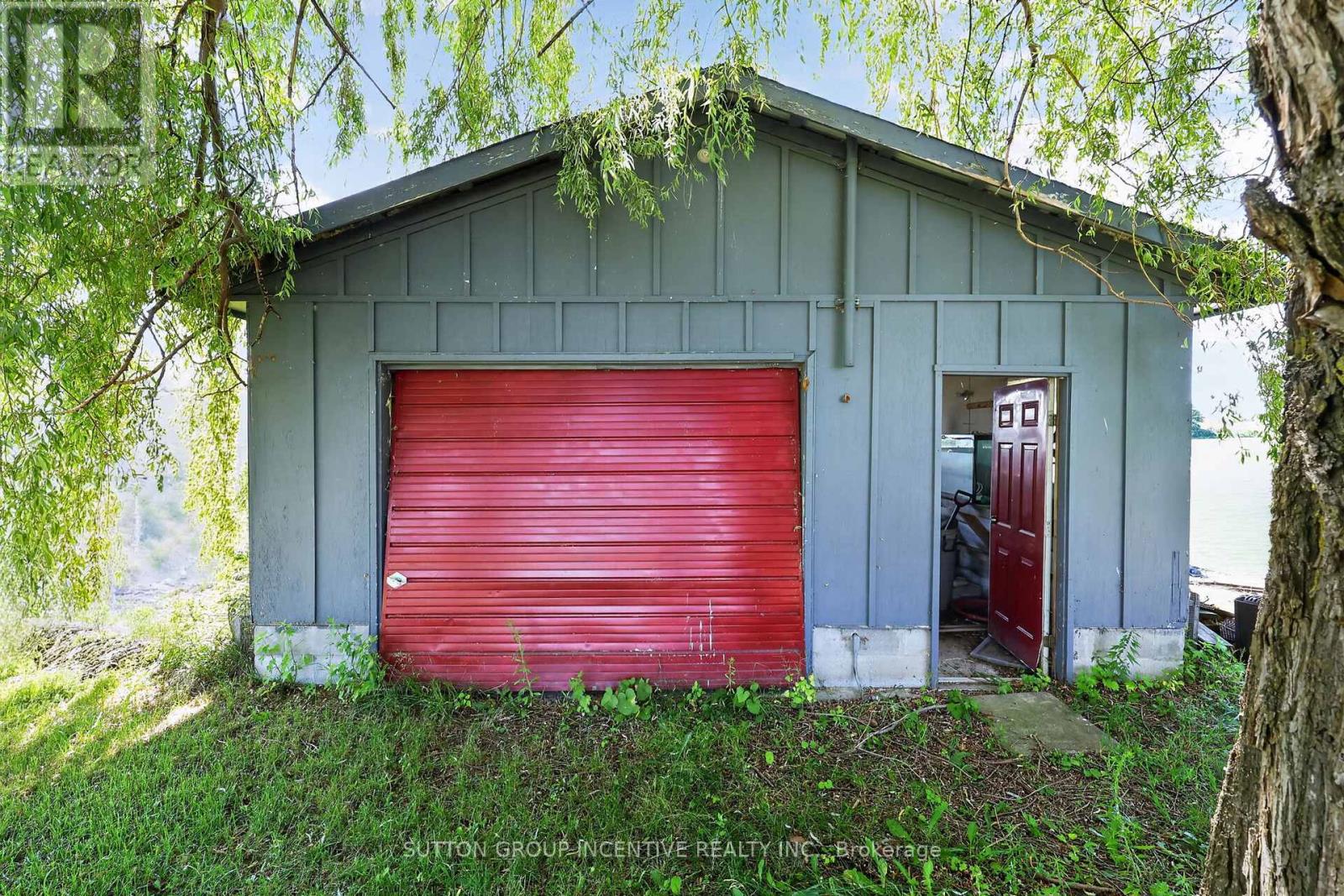 160 Lafontaine Road W Property Photo 8