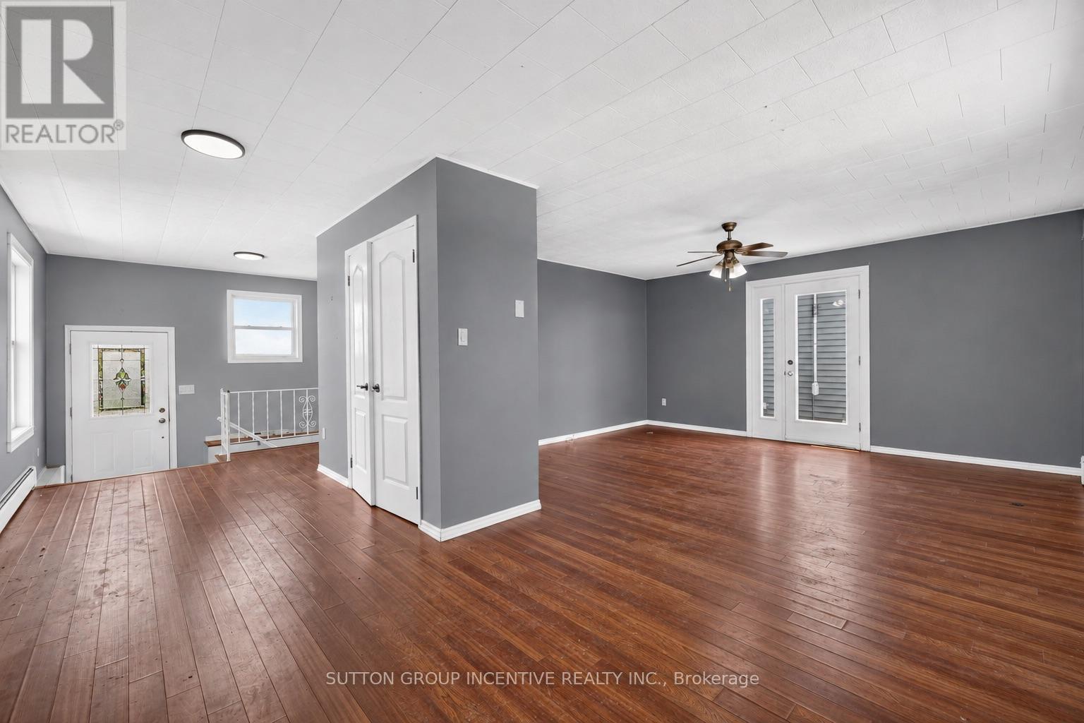 160 Lafontaine Road W Property Photo 10