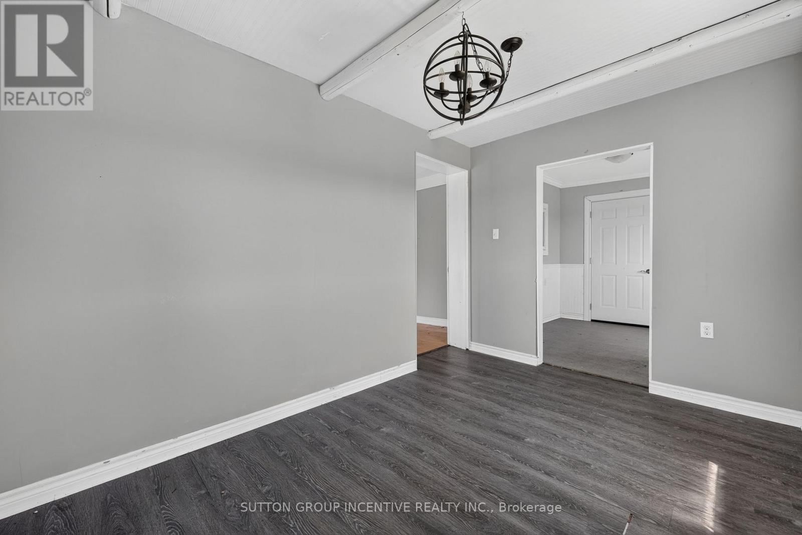 160 Lafontaine Road W Property Photo 18