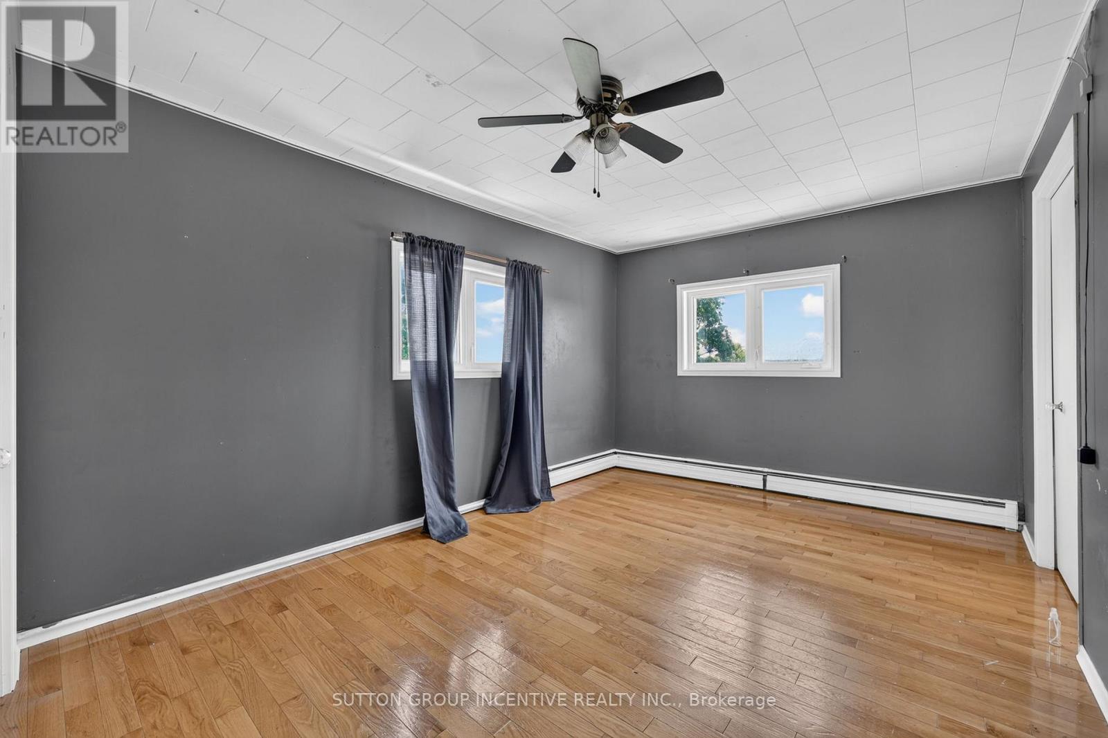 160 Lafontaine Road W Property Photo 20