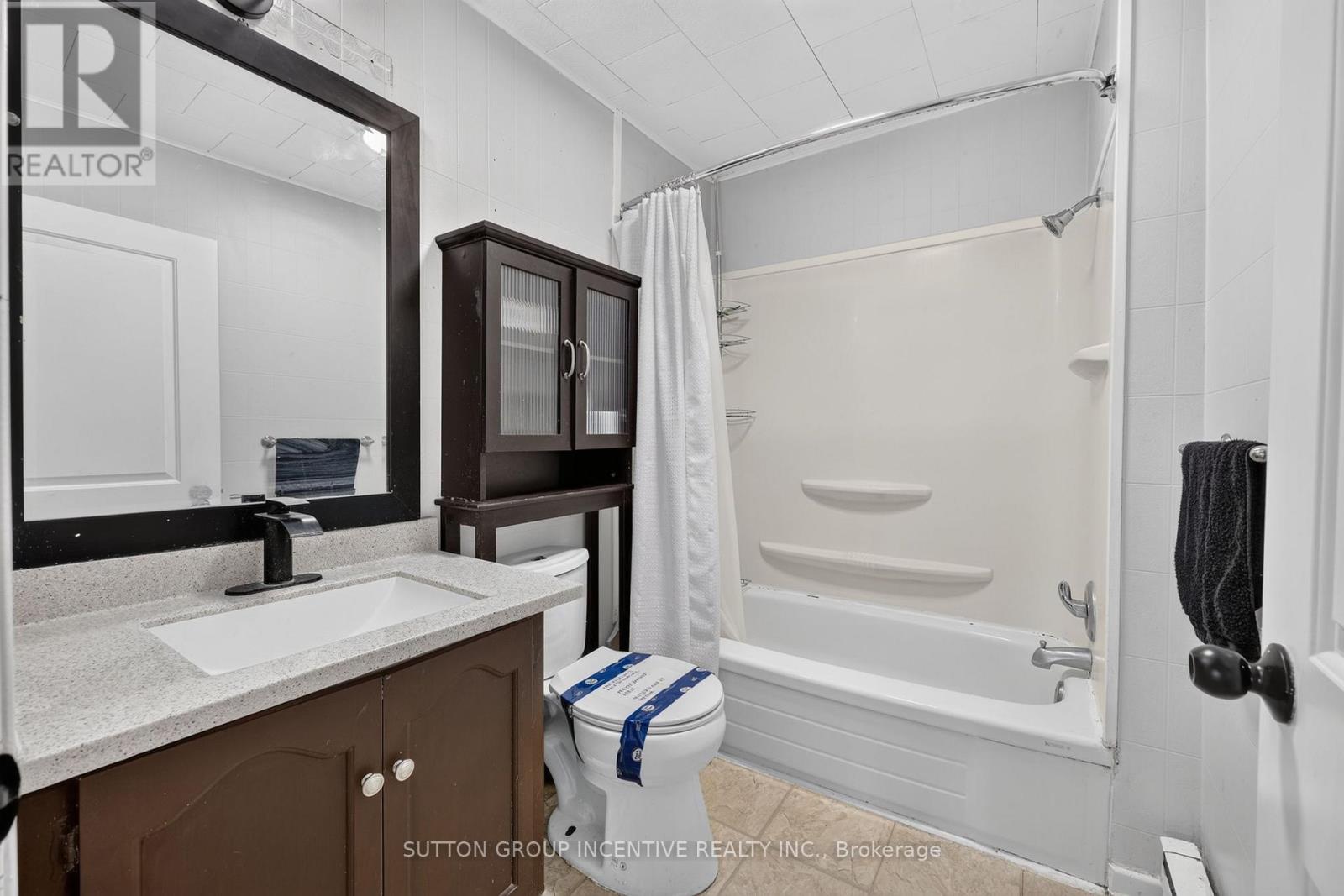160 Lafontaine Road W Property Photo 25