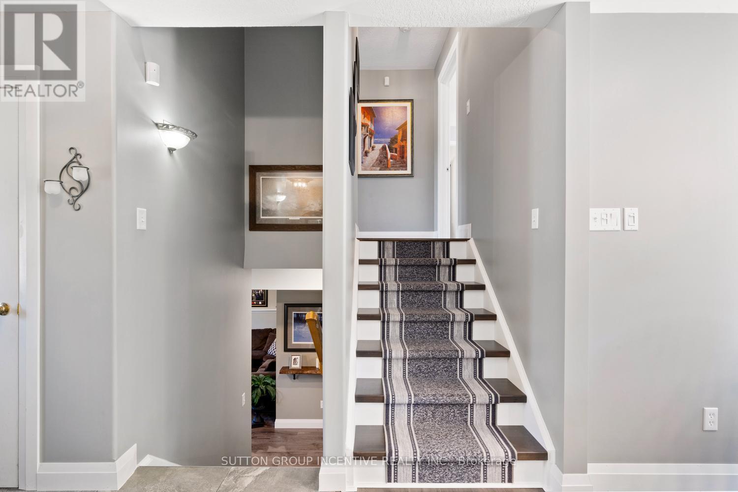 1277 Sunnidale Road Property Photo 12