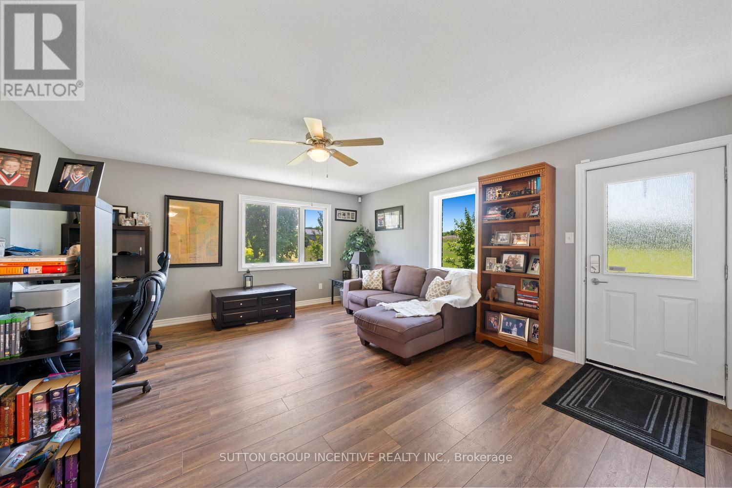 1277 Sunnidale Road Property Photo 20