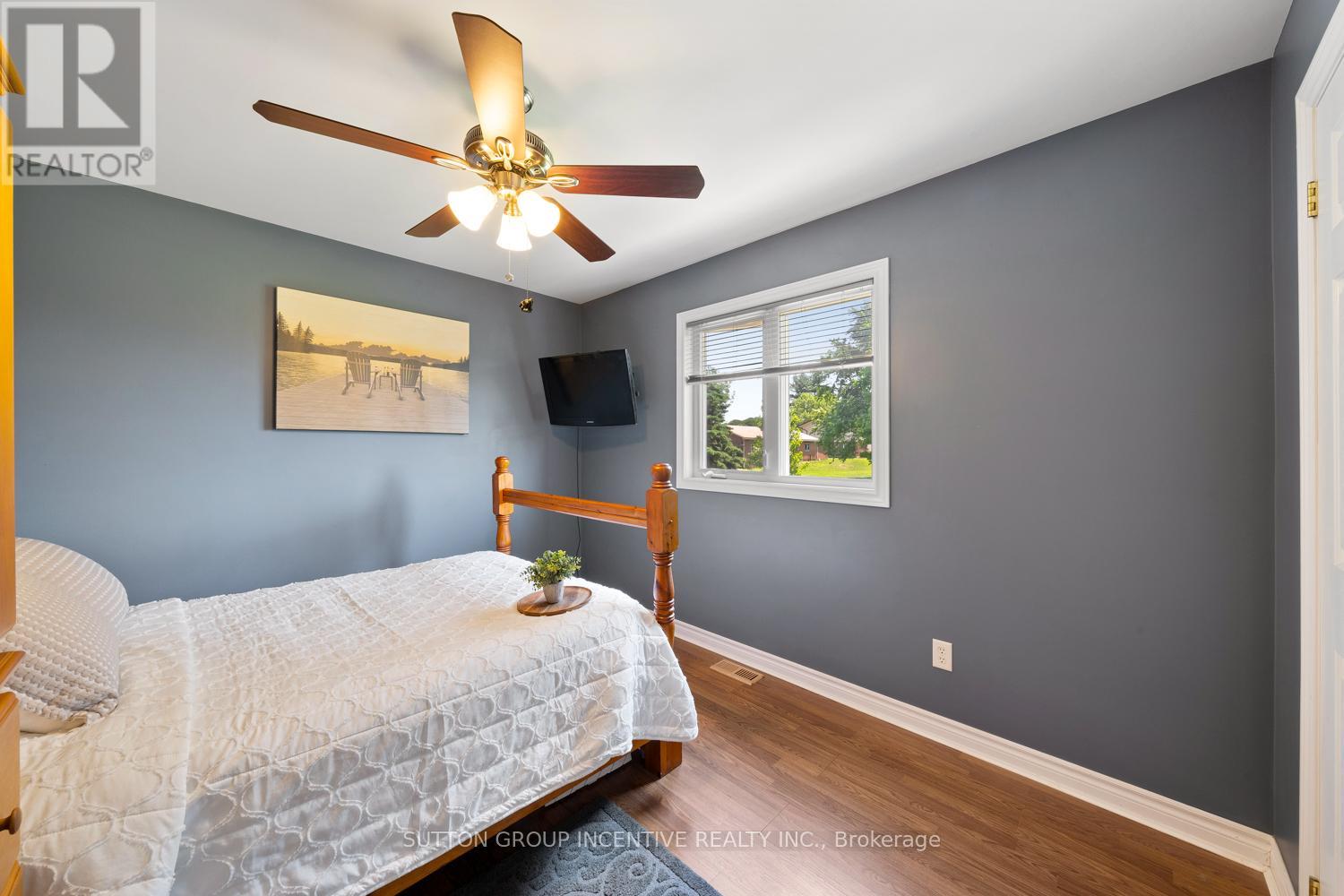 1277 Sunnidale Road Property Photo 24