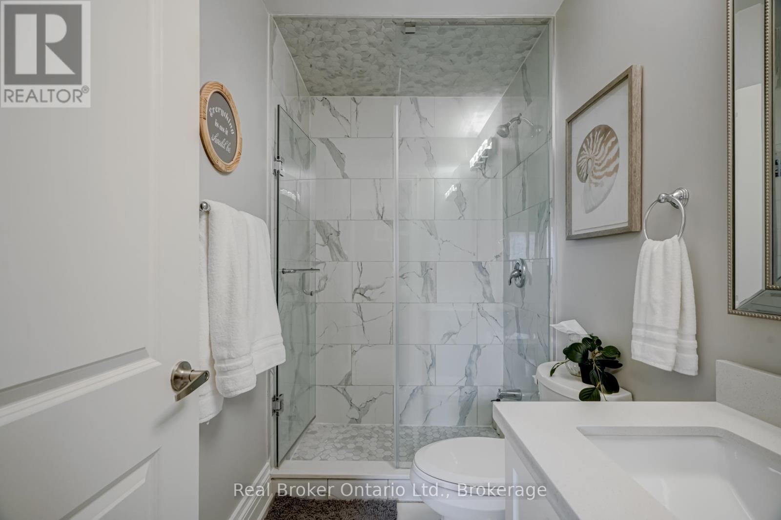 66 Nottawasaga Street Property Photo 6