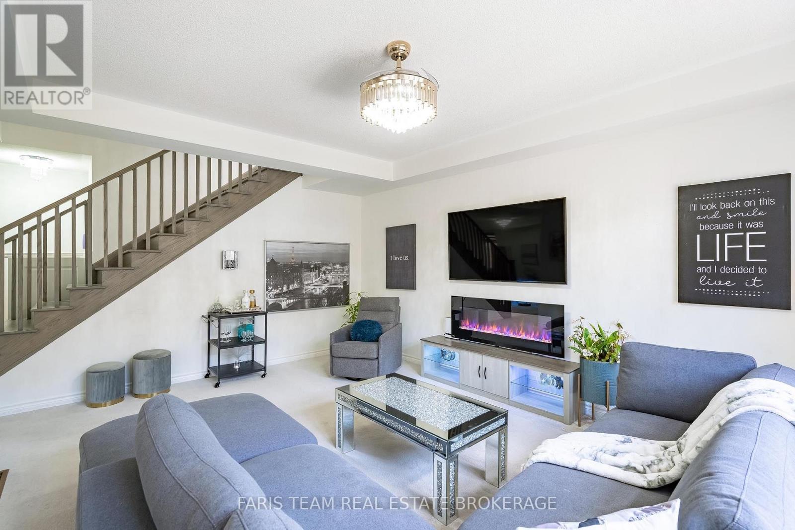 24 Sassafras Road Property Photo 13
