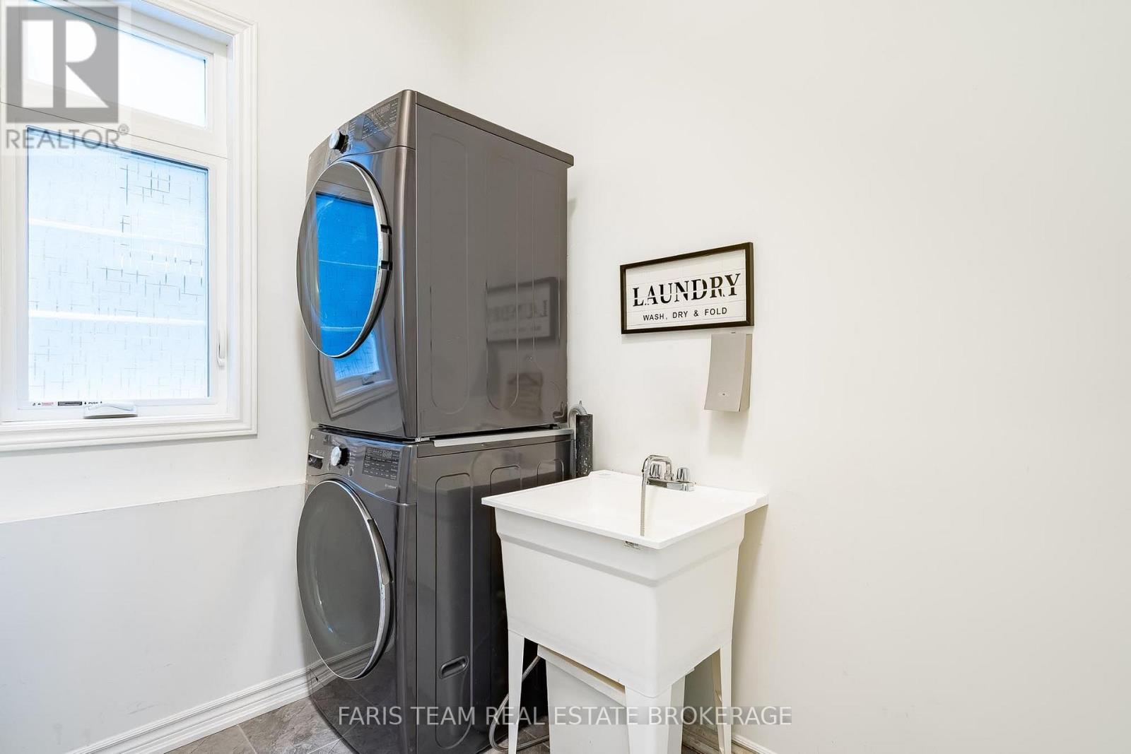 24 Sassafras Road Property Photo 18
