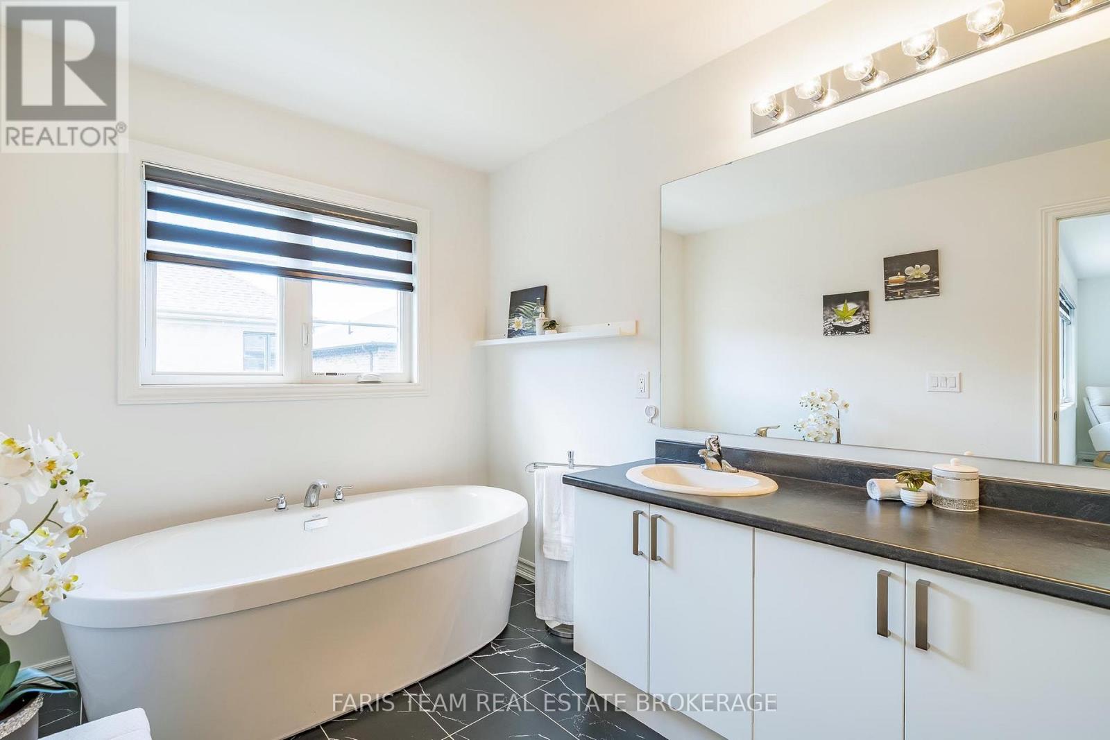 24 Sassafras Road Property Photo 22