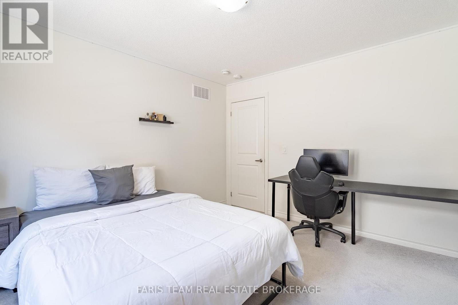 24 Sassafras Road Property Photo 25