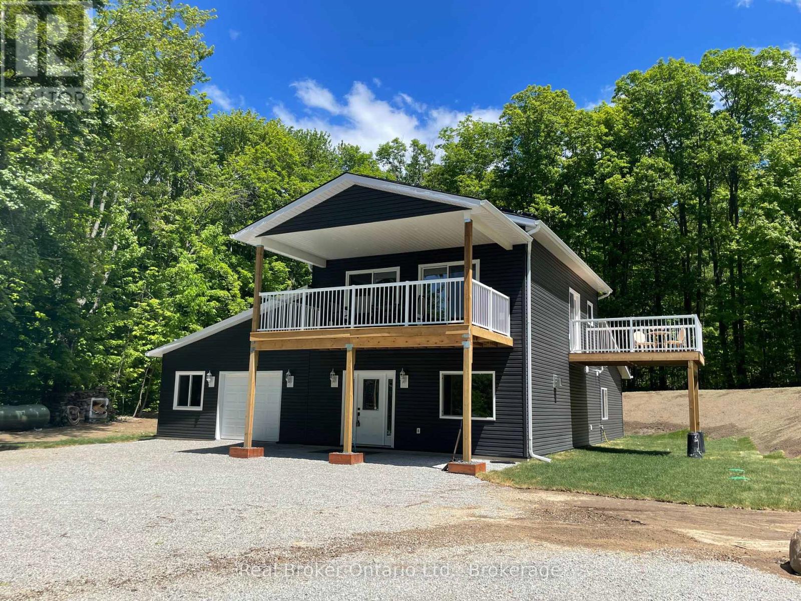90 14 Concession E Property Photo 1