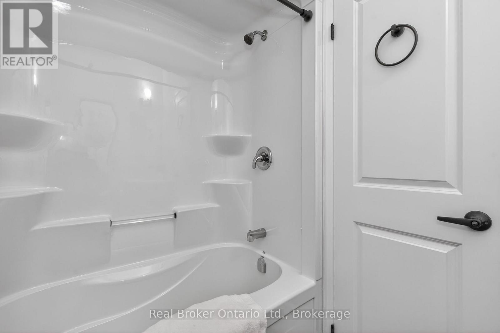 90 14 Concession E Property Photo 28