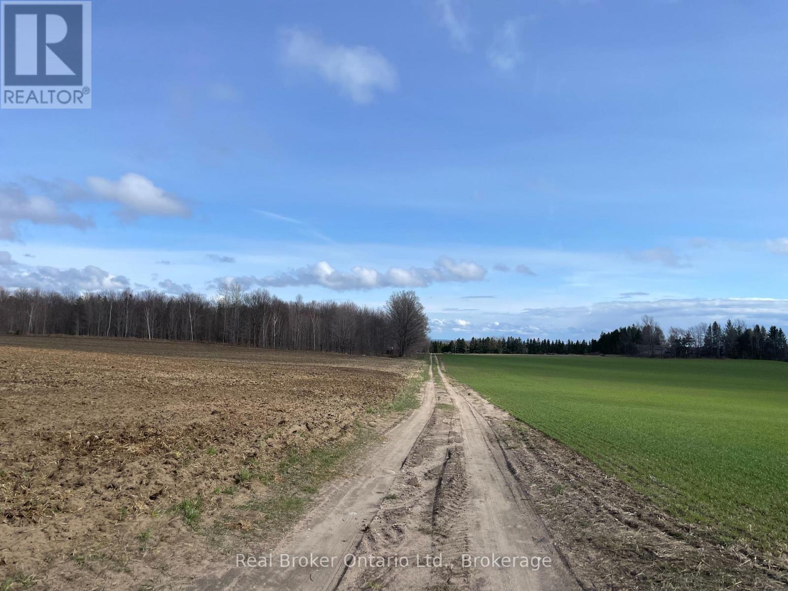 90 14 Concession E Property Photo 37