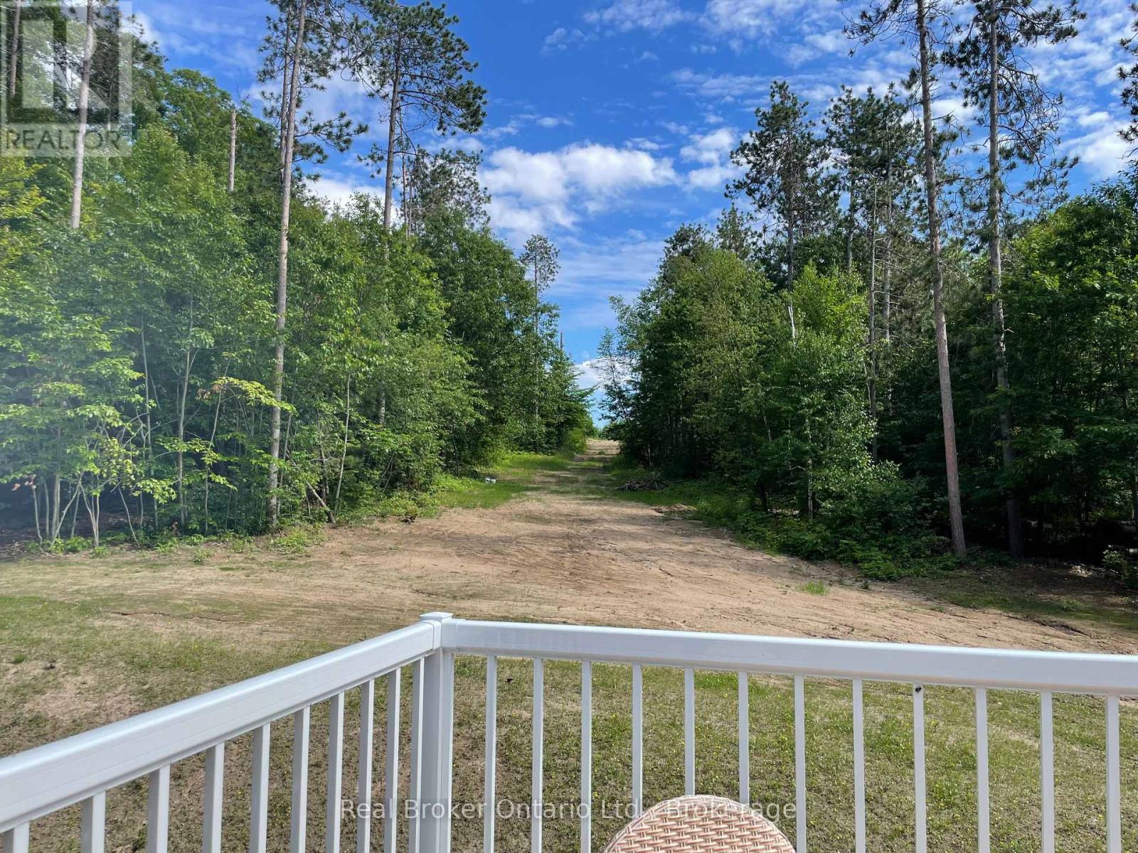 90 14 Concession E Property Photo 48