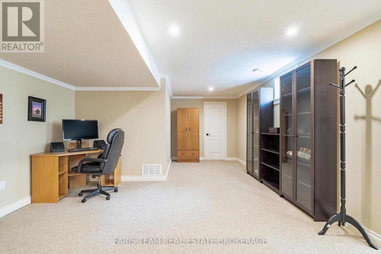 2122 Fern Glen Court Property Photo 32