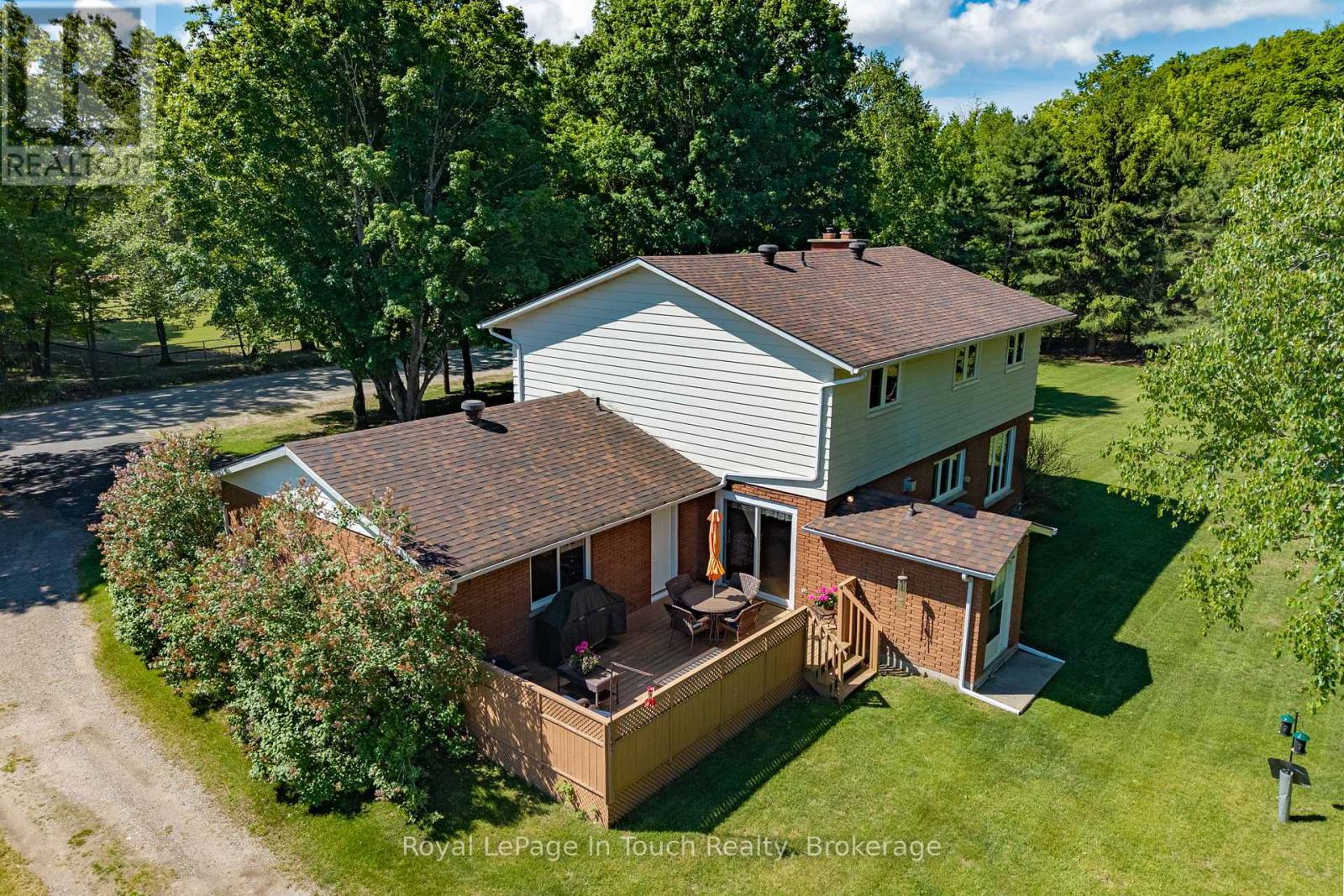 756 Champlain Road Property Photo 4