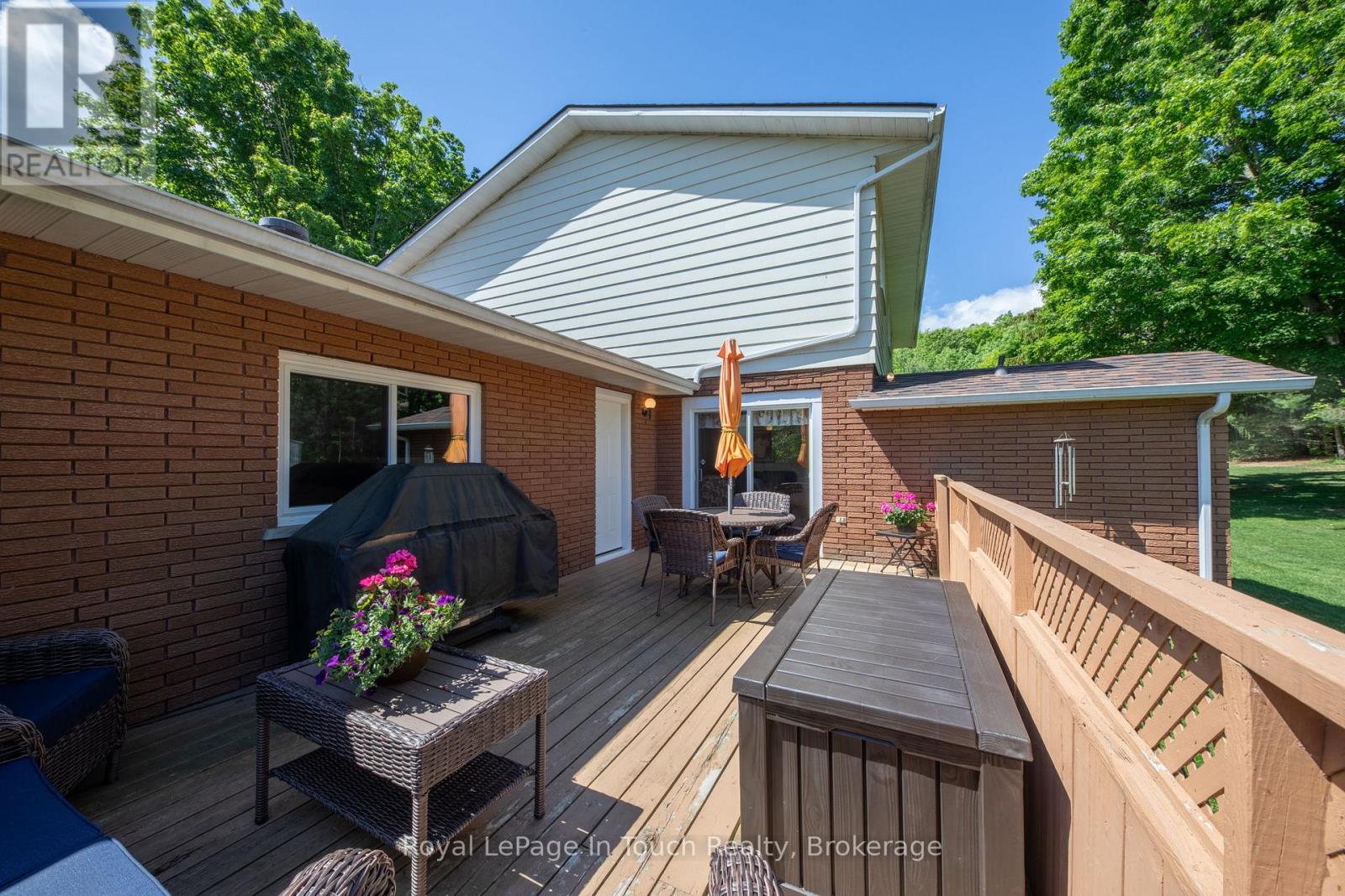 756 Champlain Road Property Photo 5