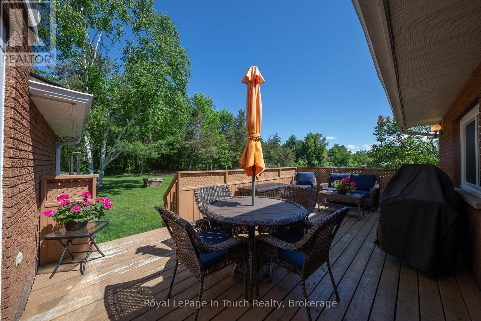 756 Champlain Road Property Photo 7