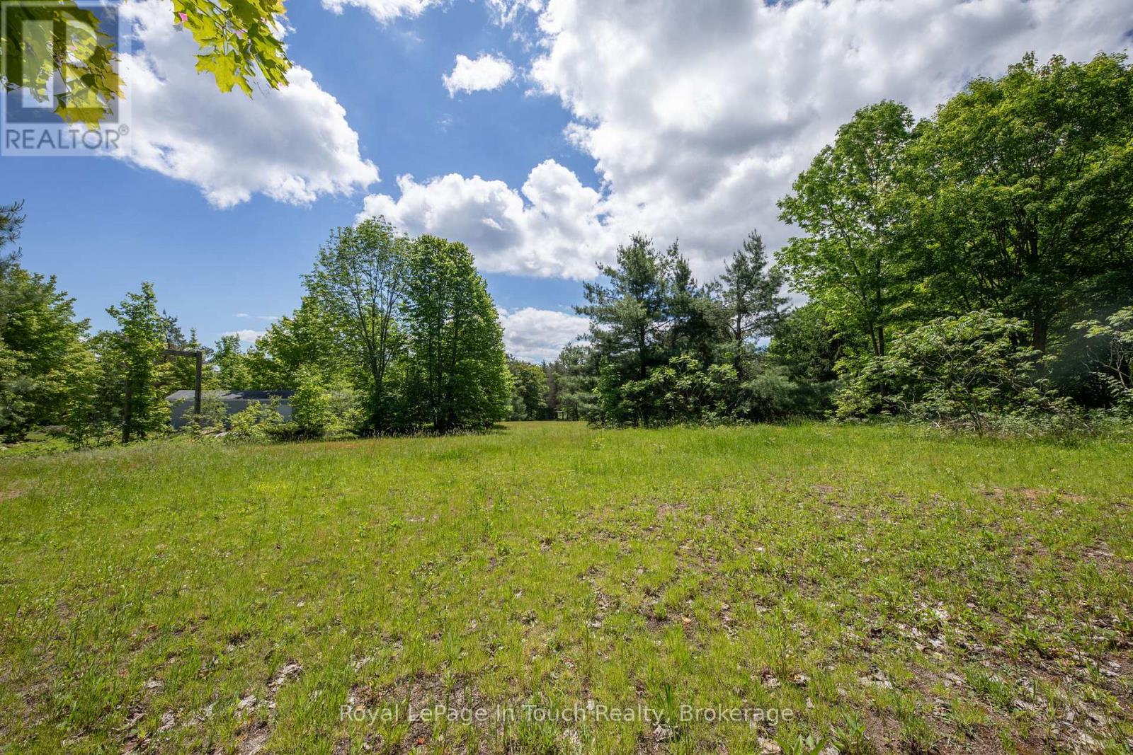 756 Champlain Road Property Photo 13