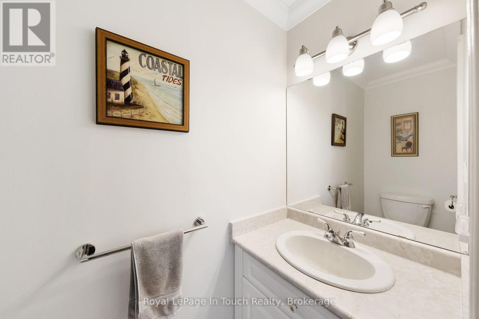 756 Champlain Road Property Photo 20