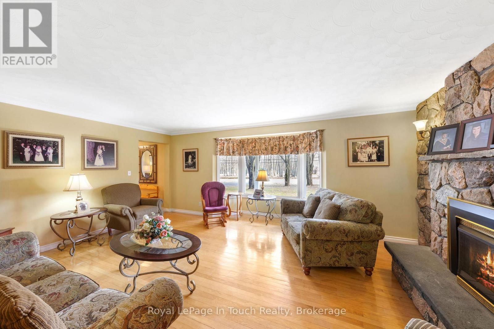 756 Champlain Road Property Photo 23
