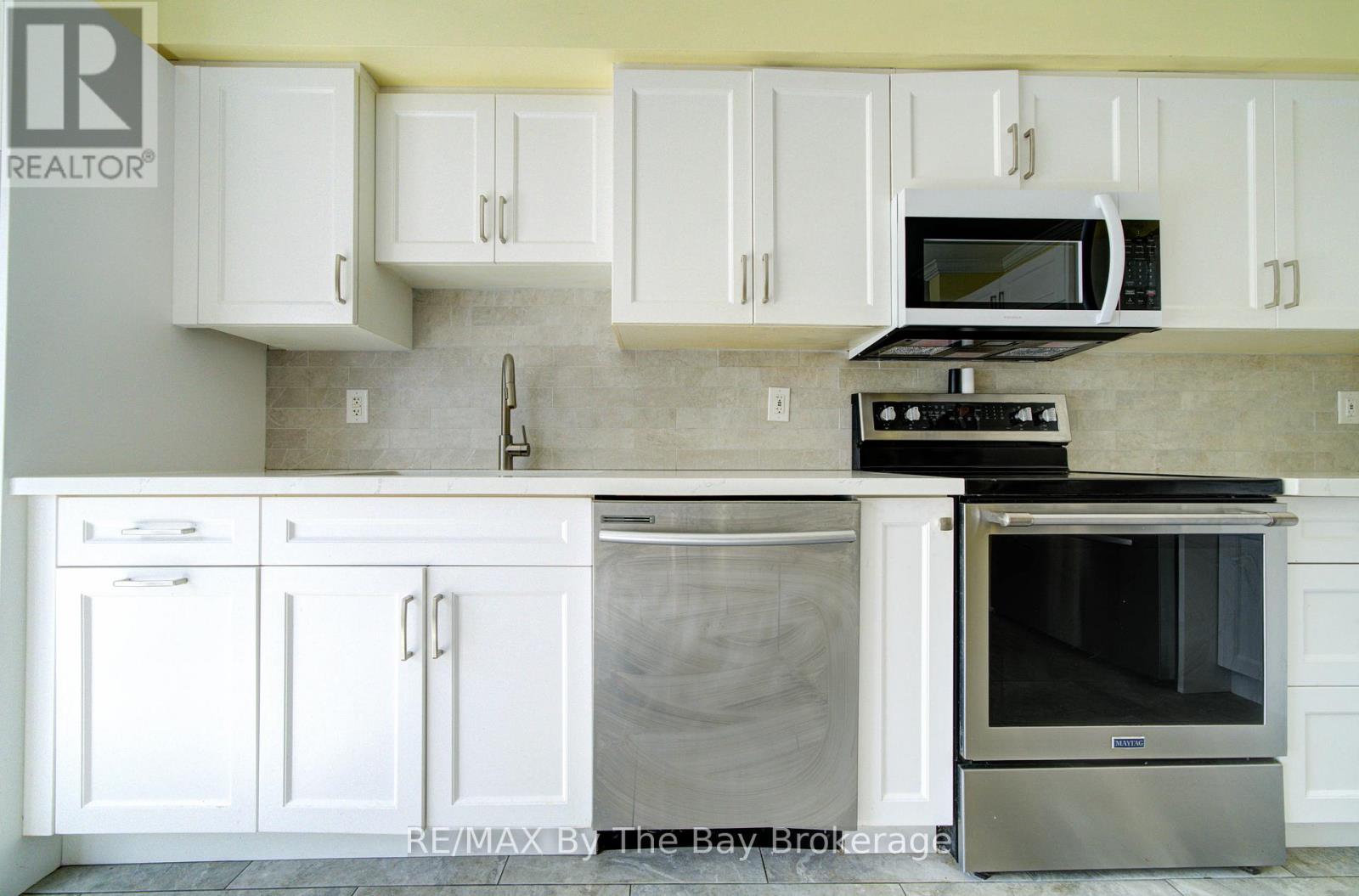 88 Wesley Avenue Property Photo 12