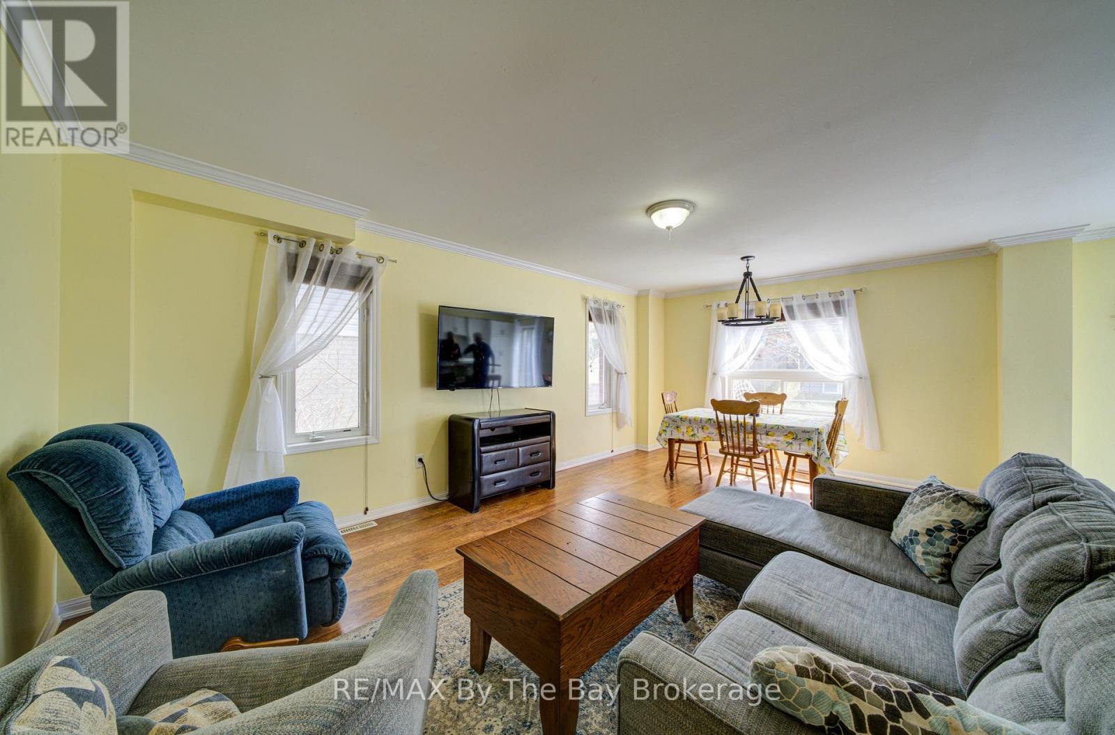 88 Wesley Avenue Property Photo 16