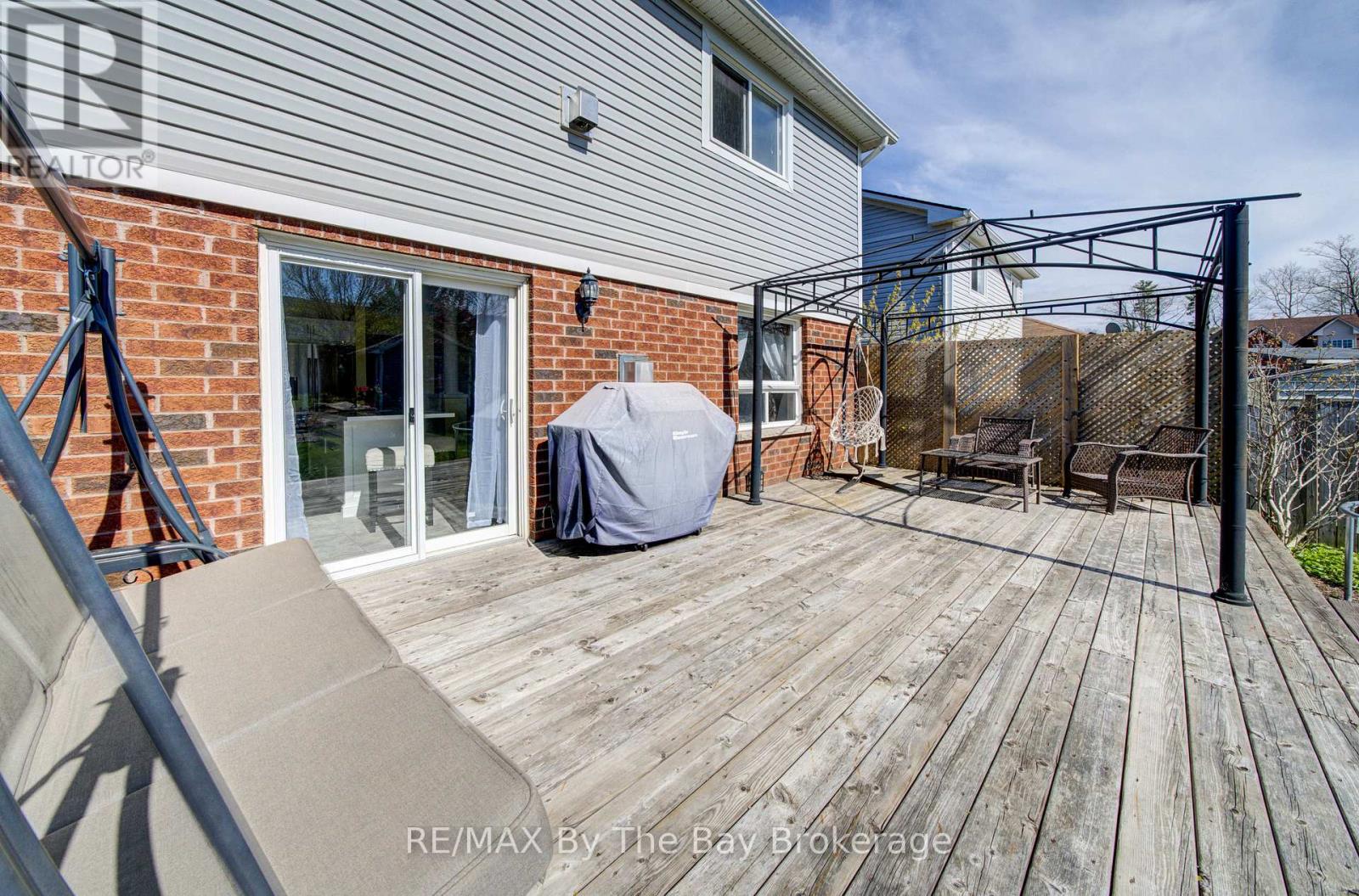 88 Wesley Avenue Property Photo 37