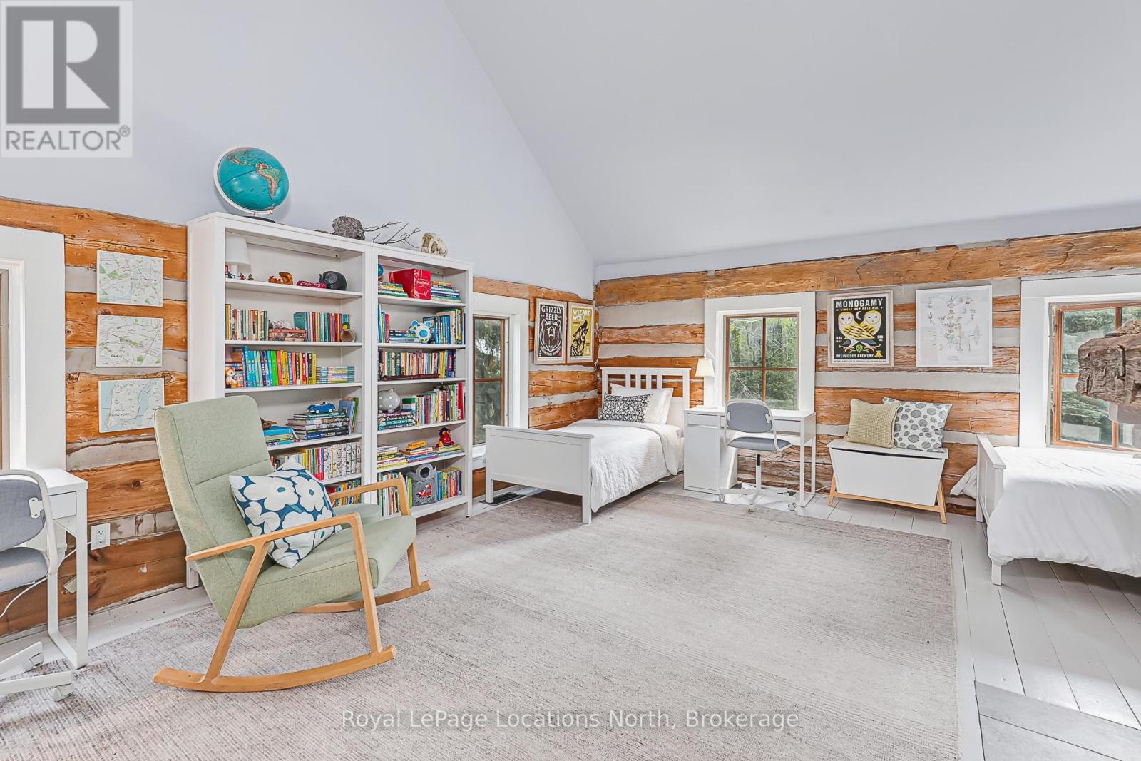 1664 10 Concession N Property Photo 25