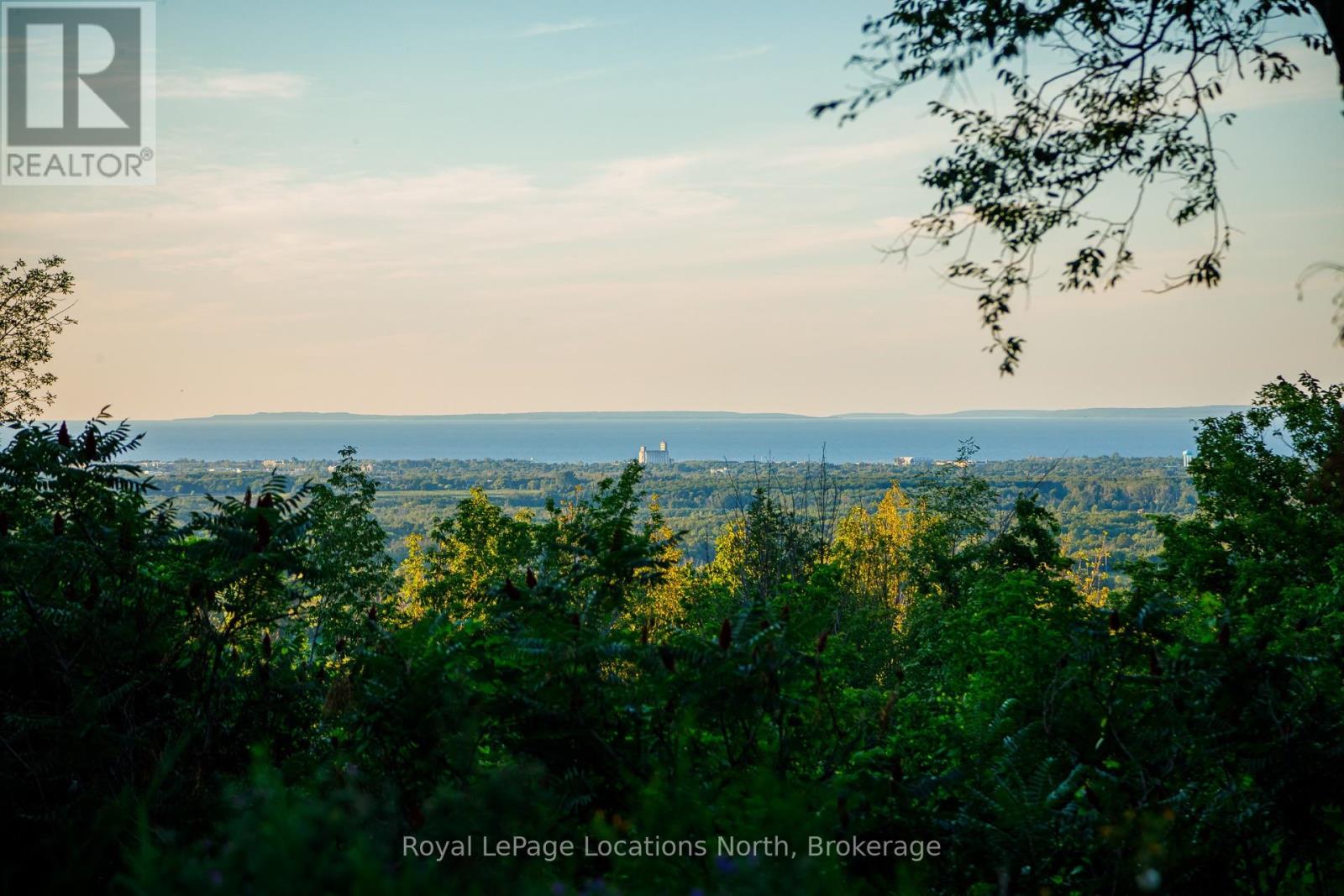 1664 10 Concession N Property Photo 47