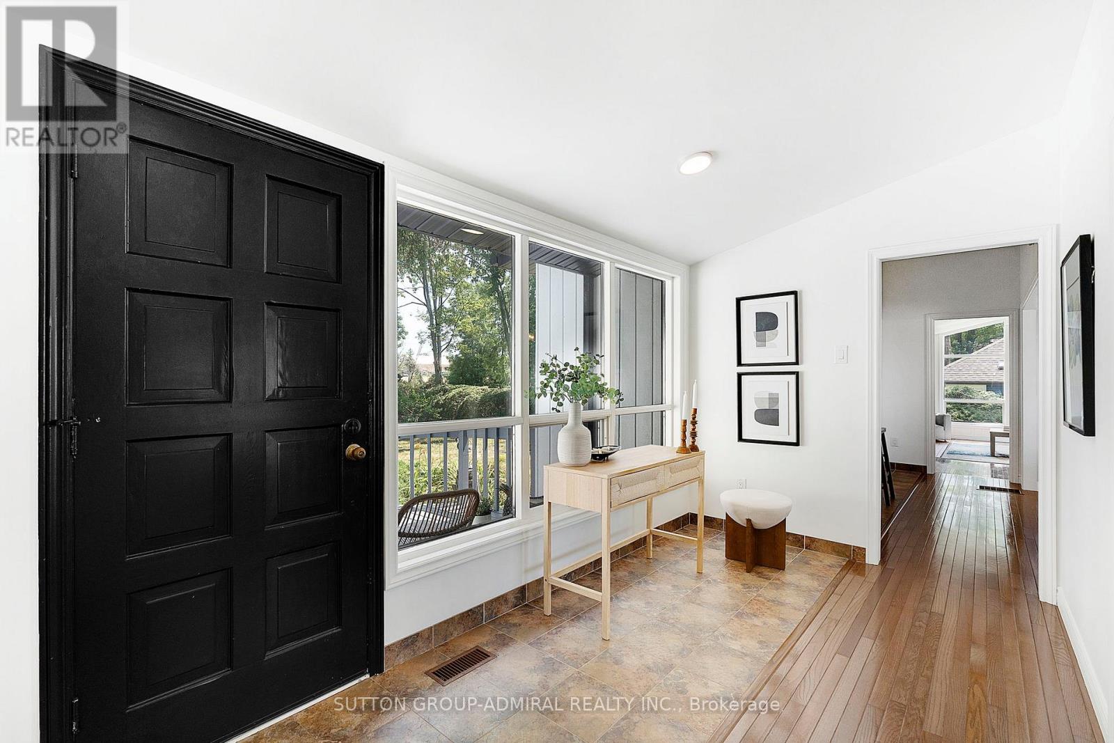 2232 Lakeshore Drive Property Photo 9