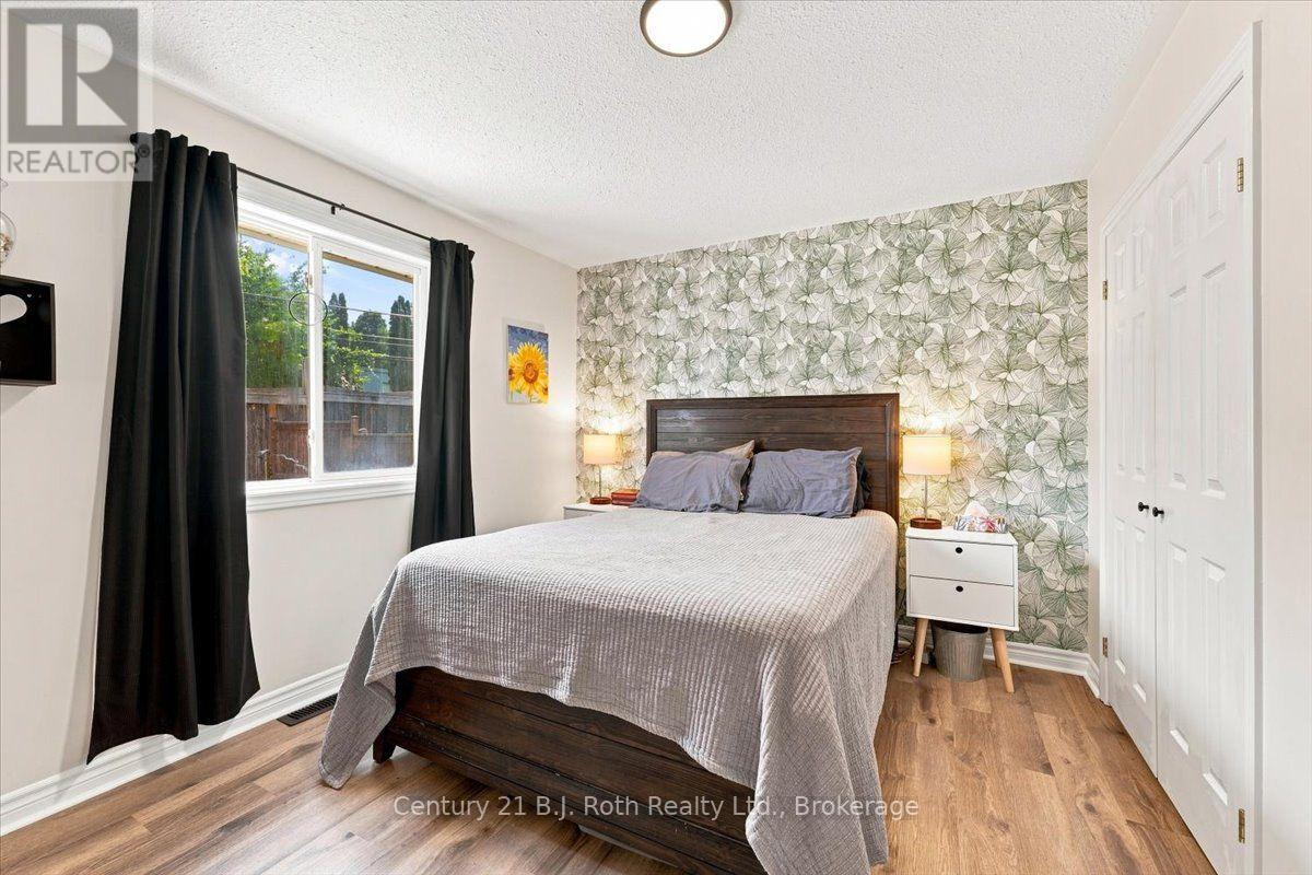 413 Irwin Street Property Photo 12