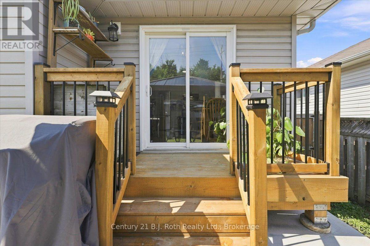 413 Irwin Street Property Photo 28