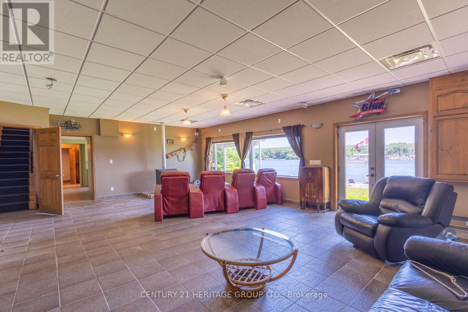 405 Champlain Road Property Photo 21