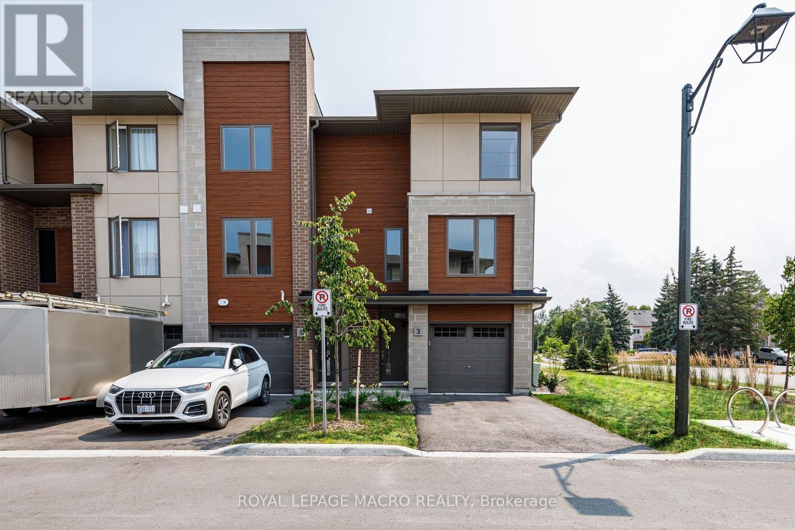 5 Winters Crescent Nw Property Photo 1