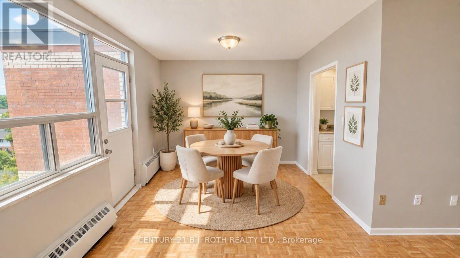 808 - 37 Peel Street Property Photo 6