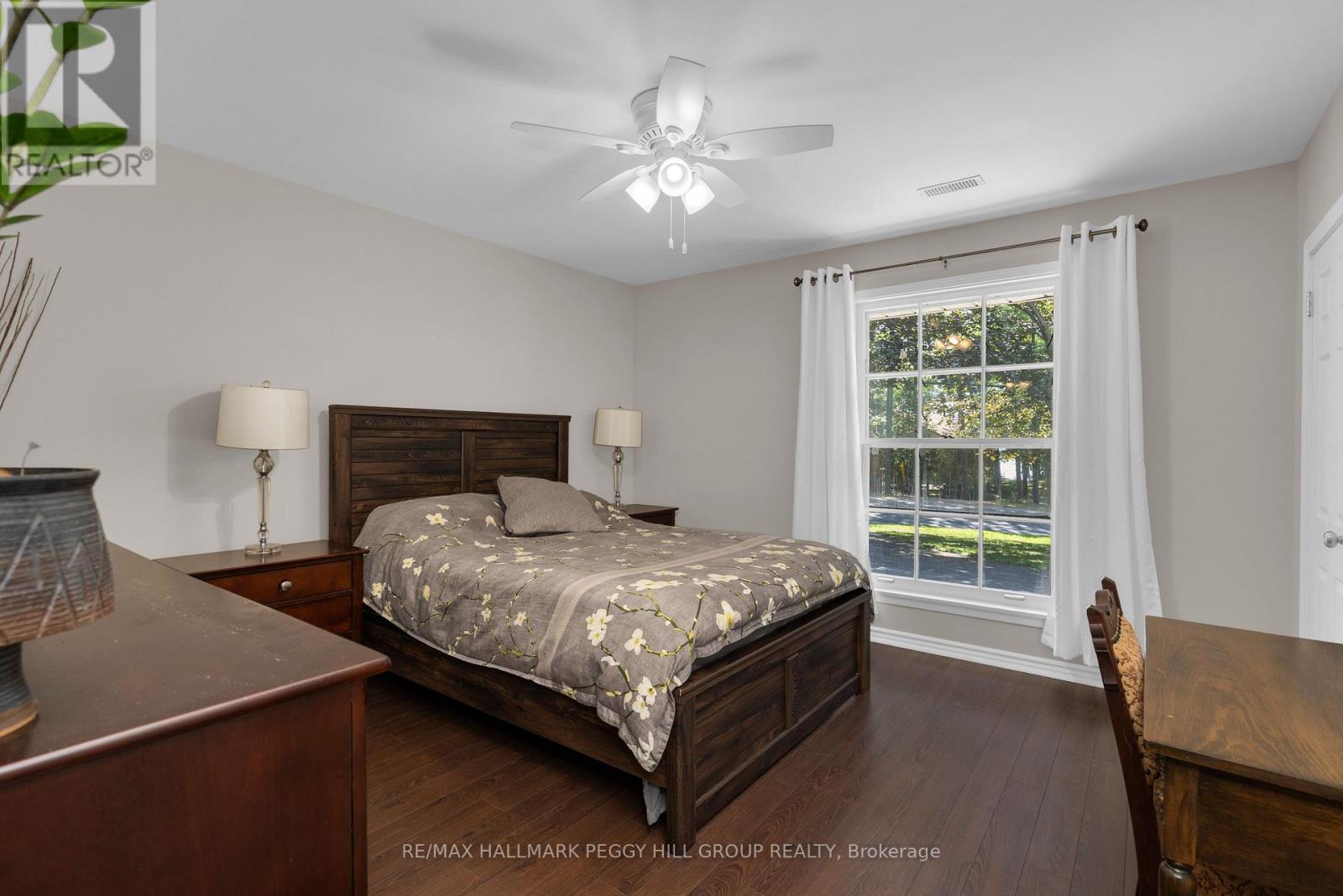 1863 Tiny Beaches Road S Property Photo 11