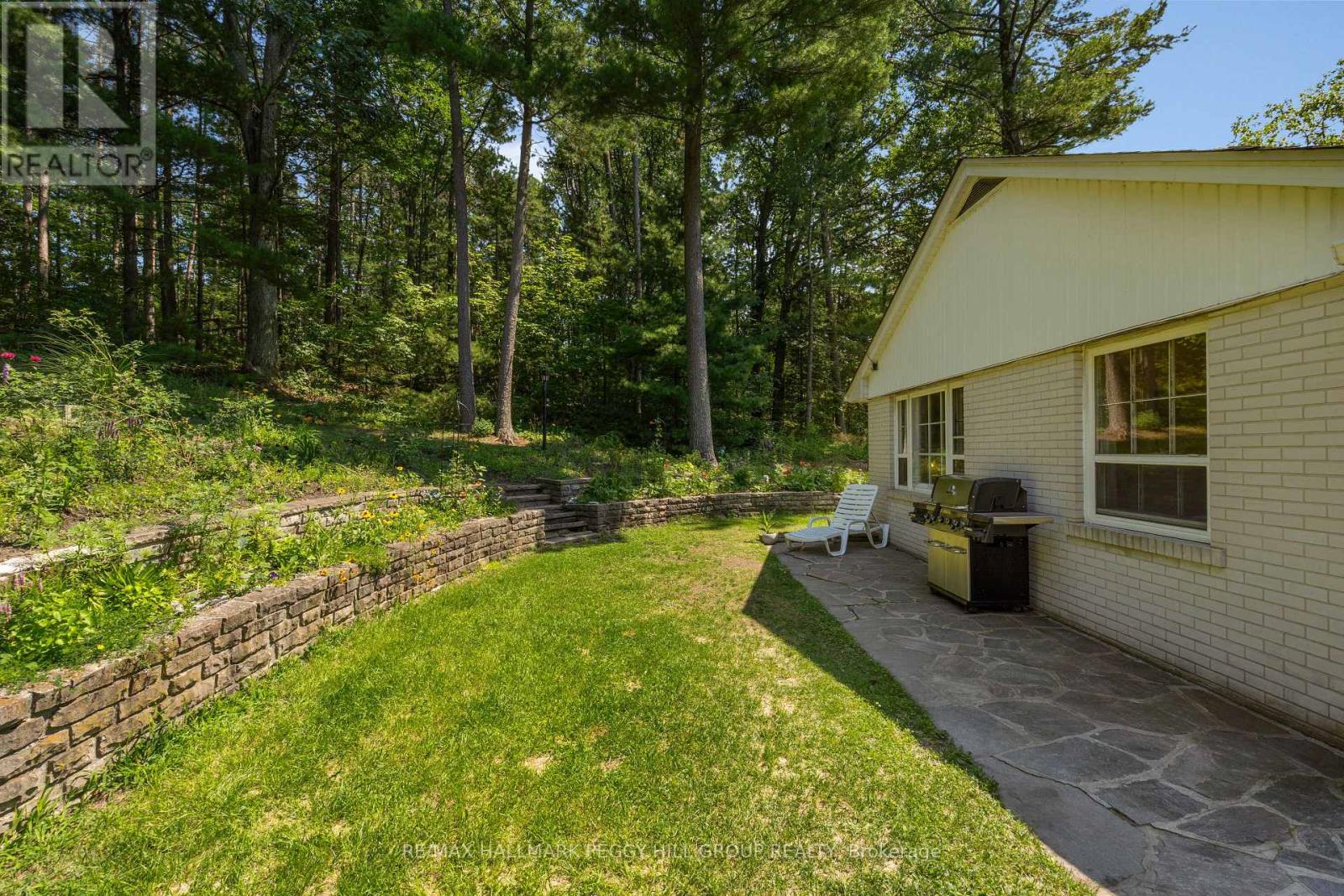 1863 Tiny Beaches Road S Property Photo 20