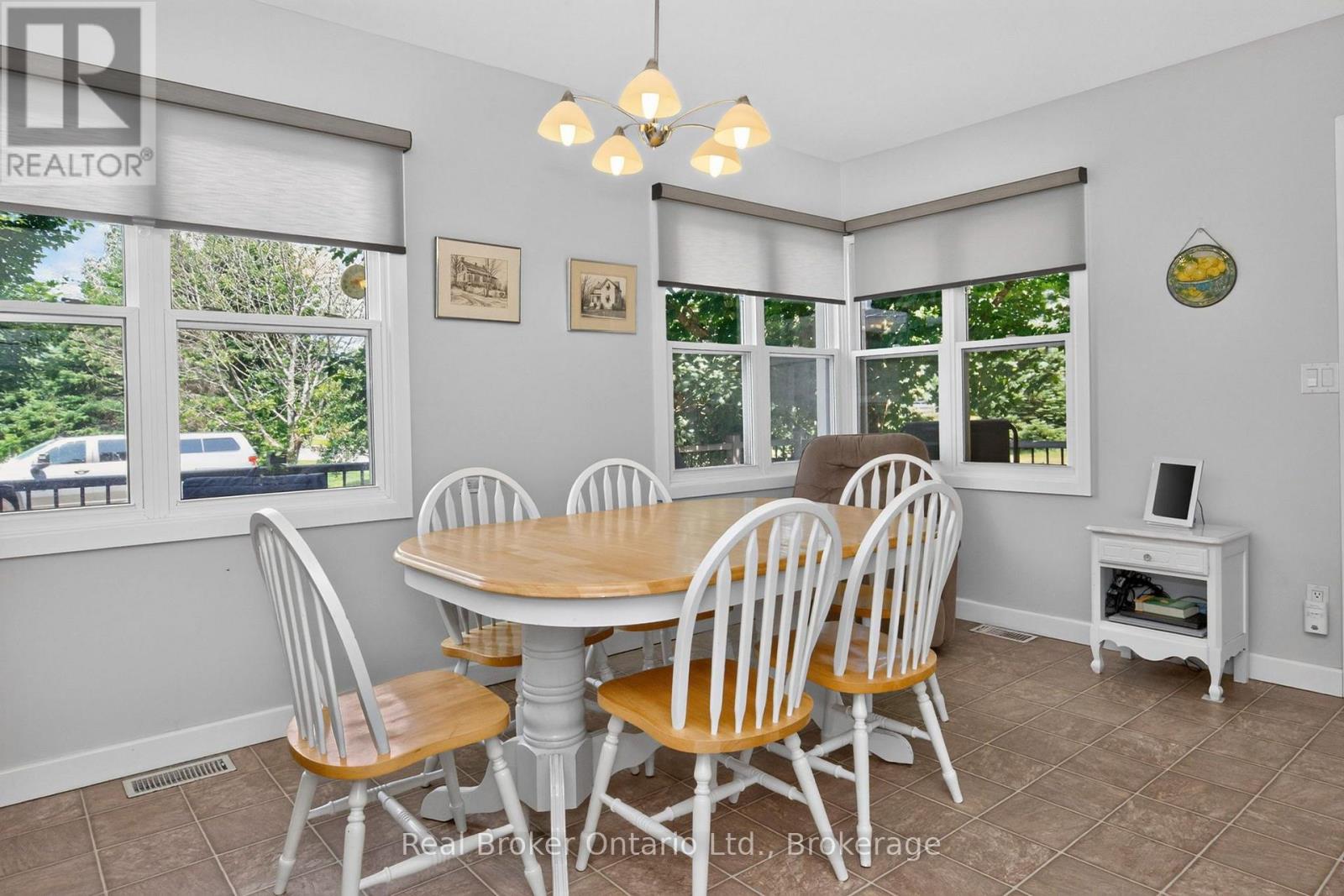 150 Lafontaine Road E Property Photo 13