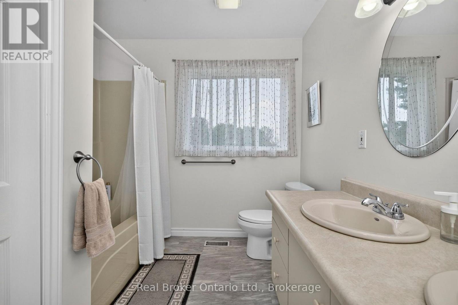 150 Lafontaine Road E Property Photo 32