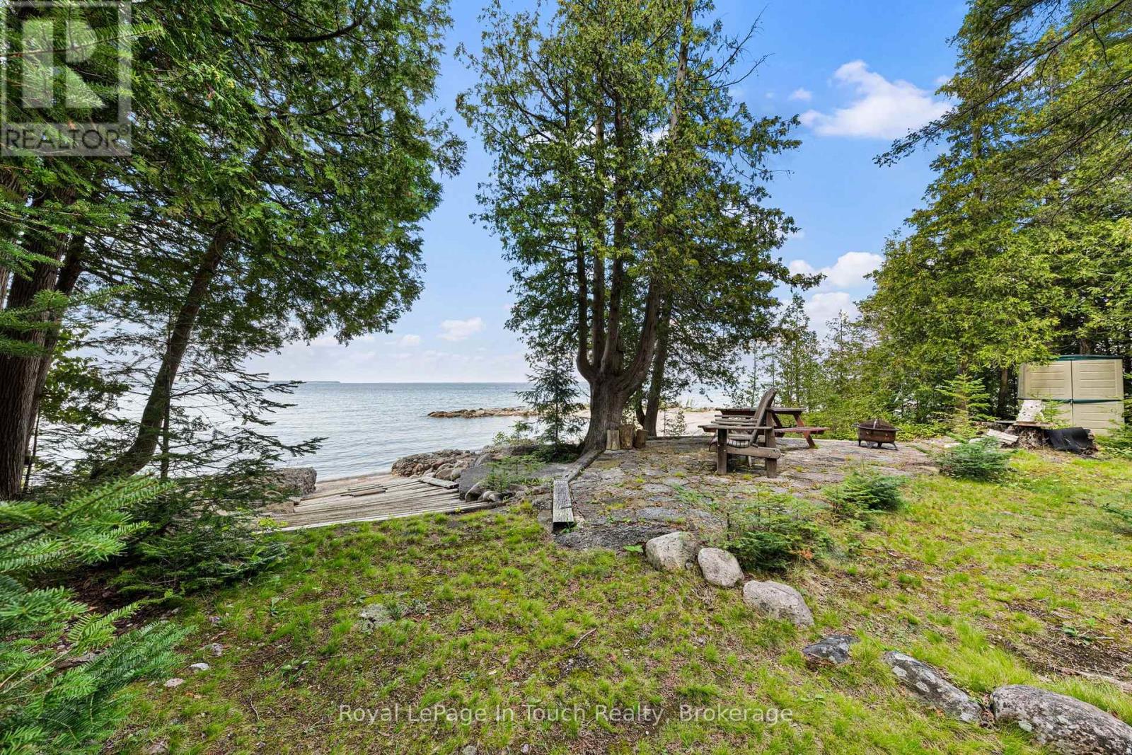 25 Chippewa Crescent Property Photo 9