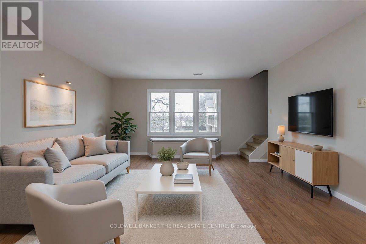 9 - 119 D'ambrosio Drive Property Photo 1